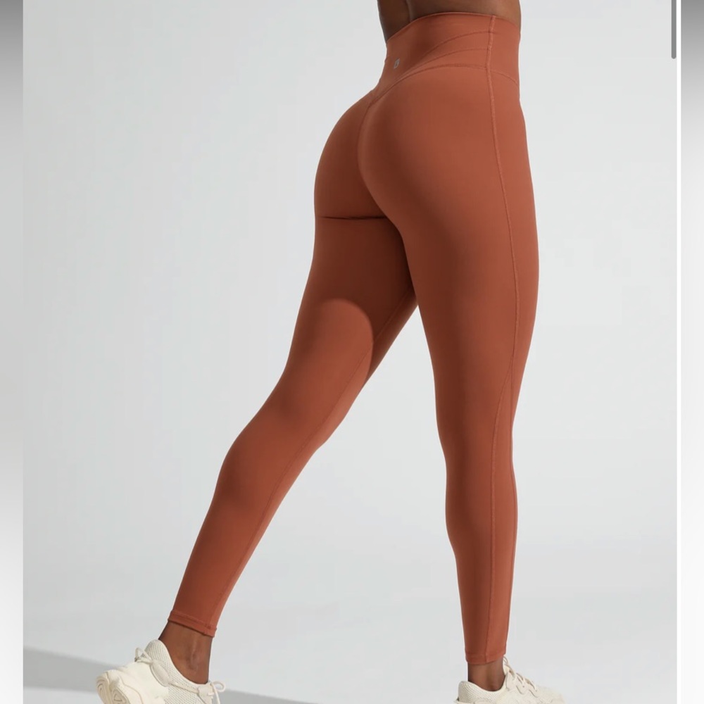 BUFFBUNNY Brand new legacy leggings!